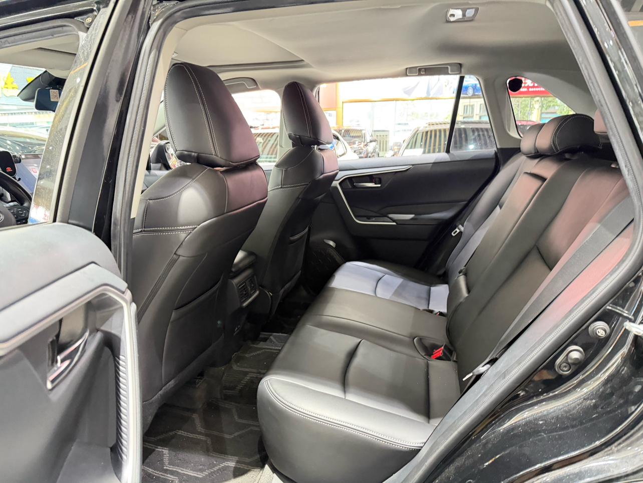 Toyota RAV4 2022 thumb 8