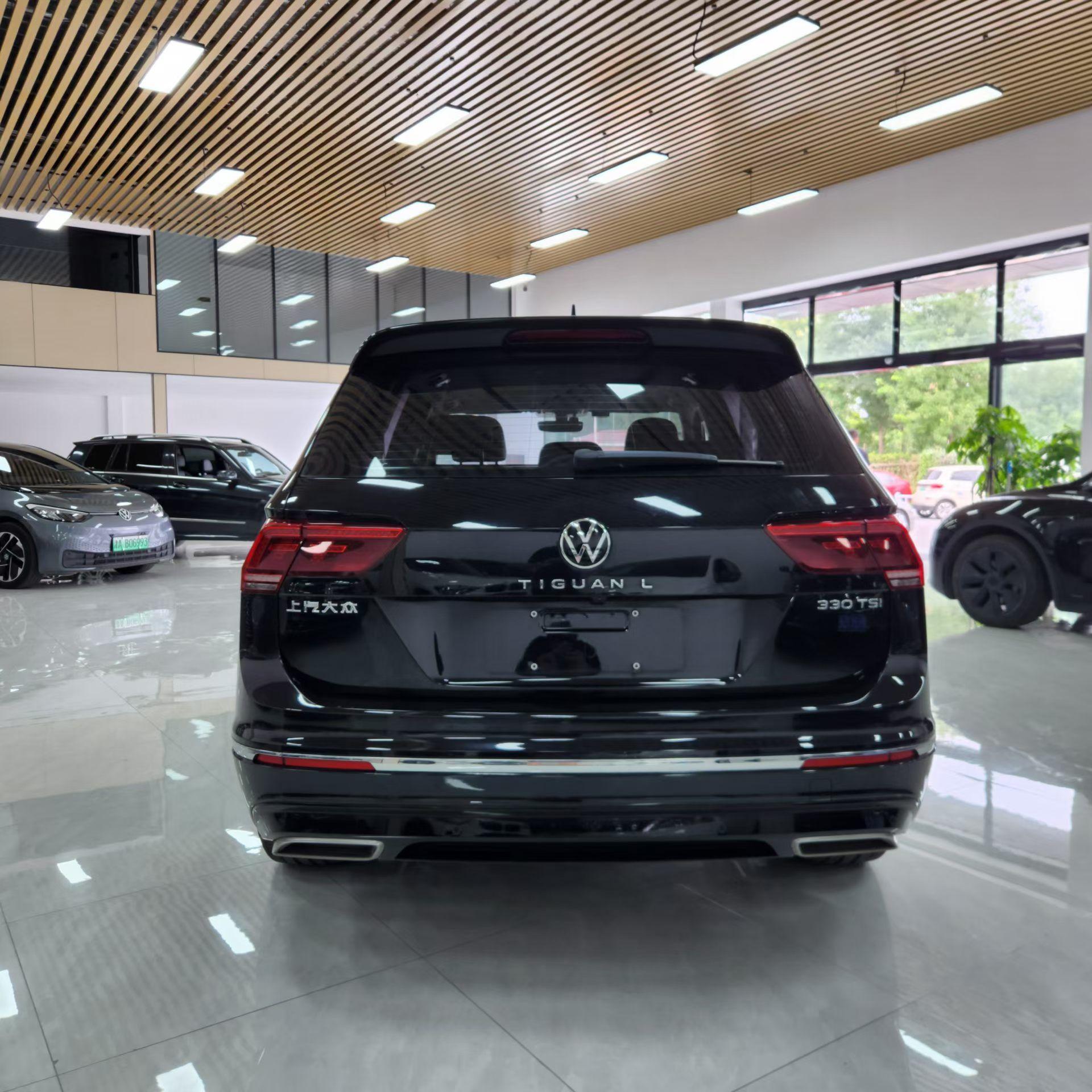 Volkswagen Tiguan 2021 thumb 3