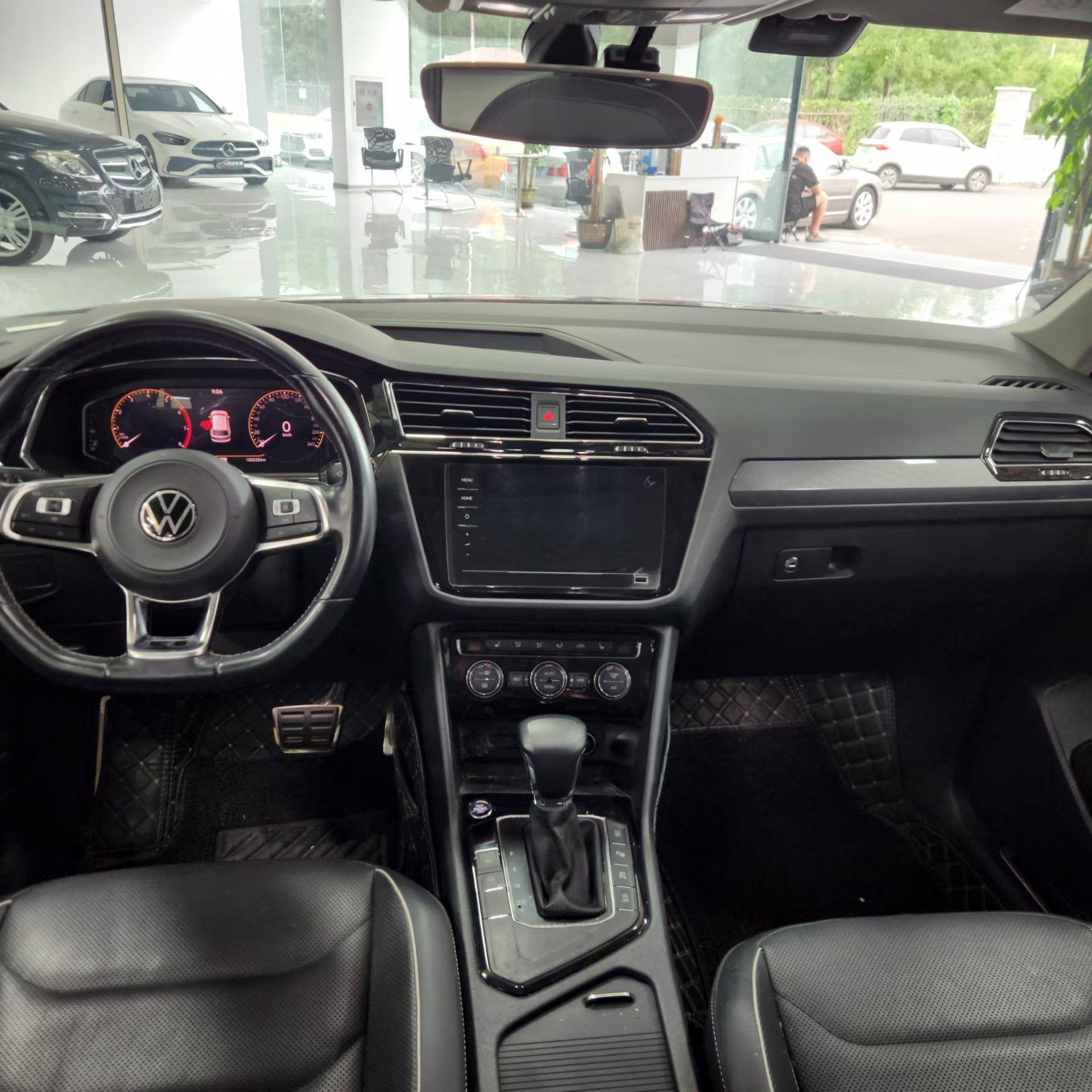 Volkswagen Tiguan 2021 thumb 5