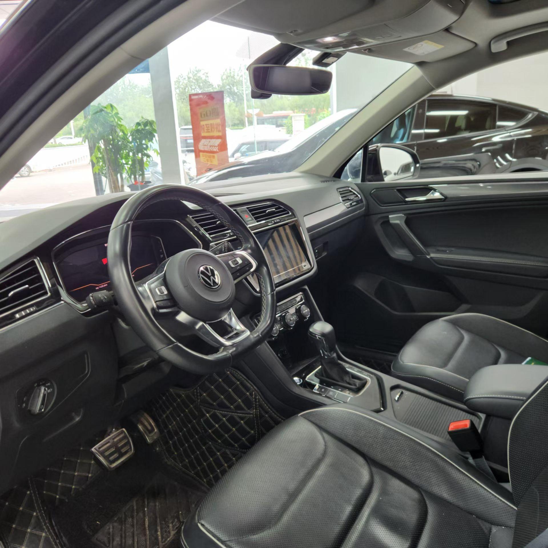 Volkswagen Tiguan 2021 thumb 6