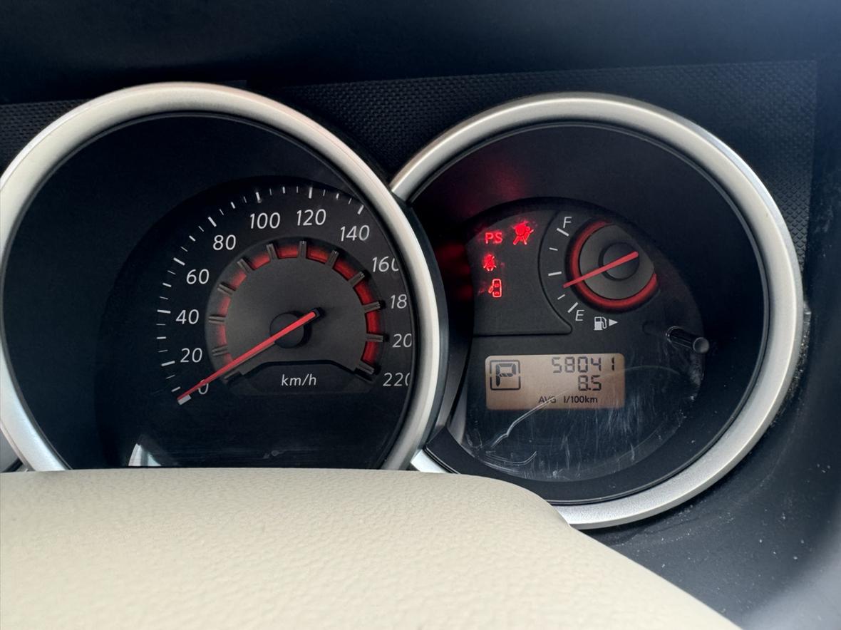 Nissan Sylphy 2009 thumb 7