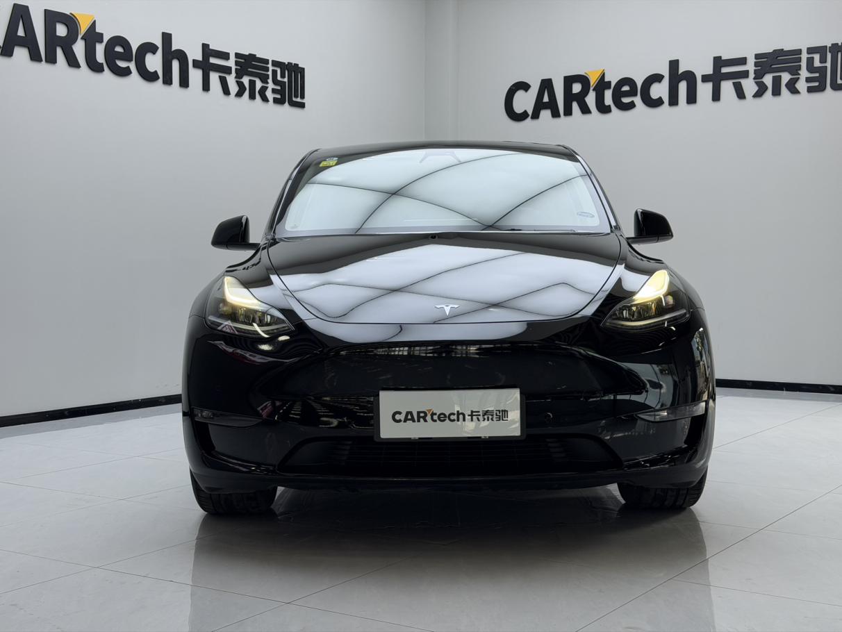 Tesla Model Y 2021 thumb 9