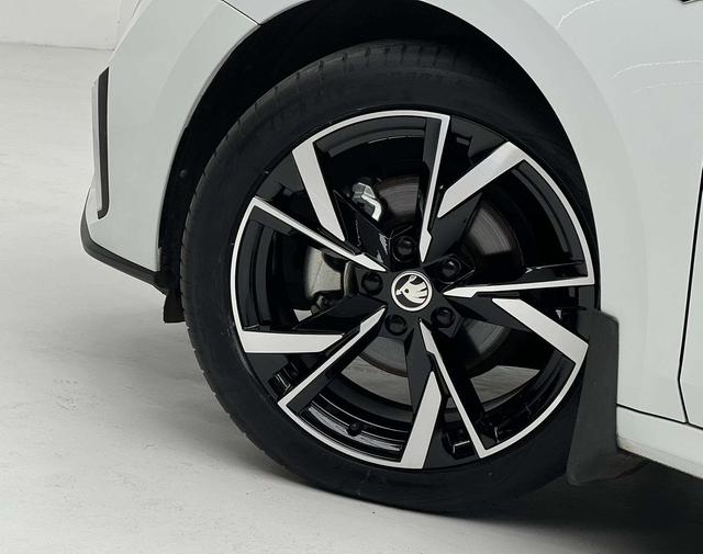 Skoda Ming Rui 2023 thumb 9