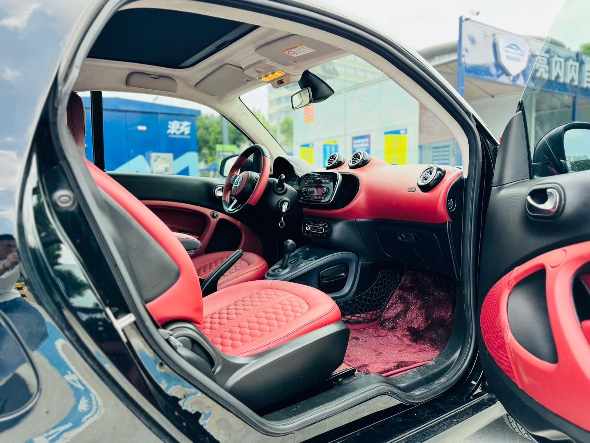 Smart Fortwo 2017 thumb 8