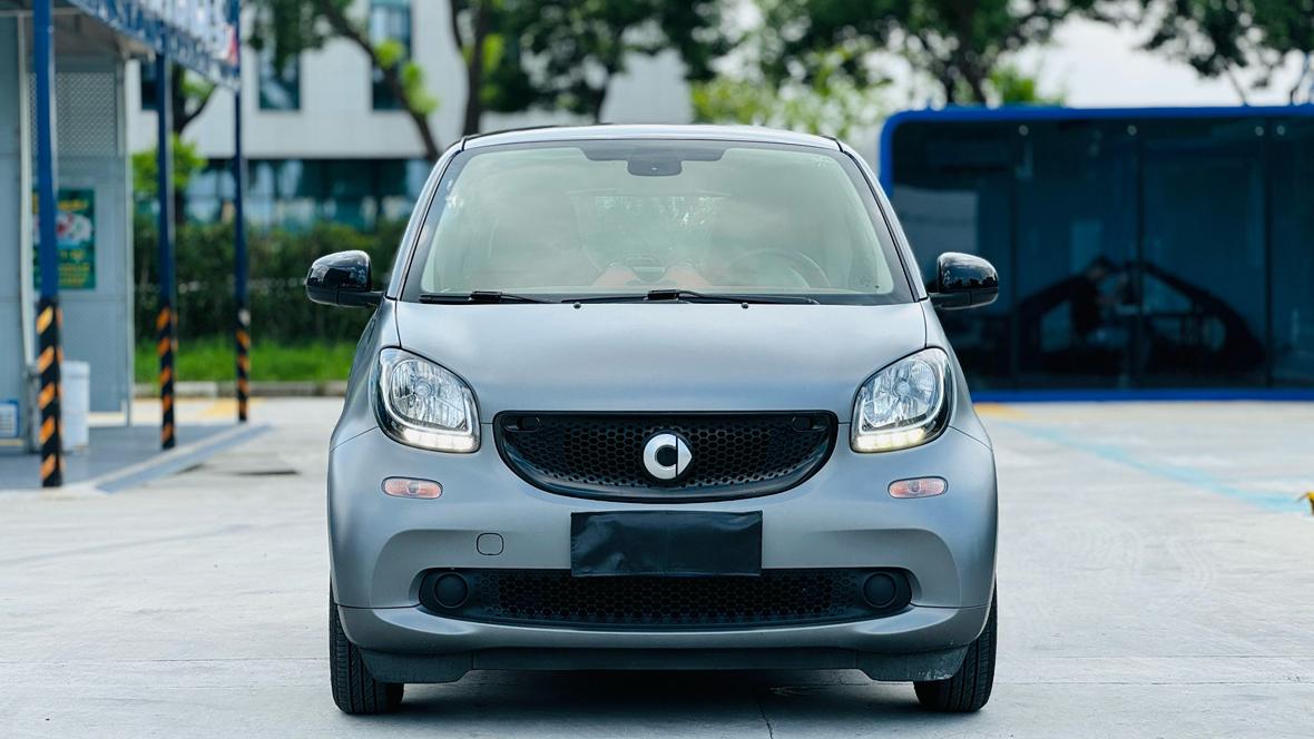 Smart Fortwo 2017 thumb 10