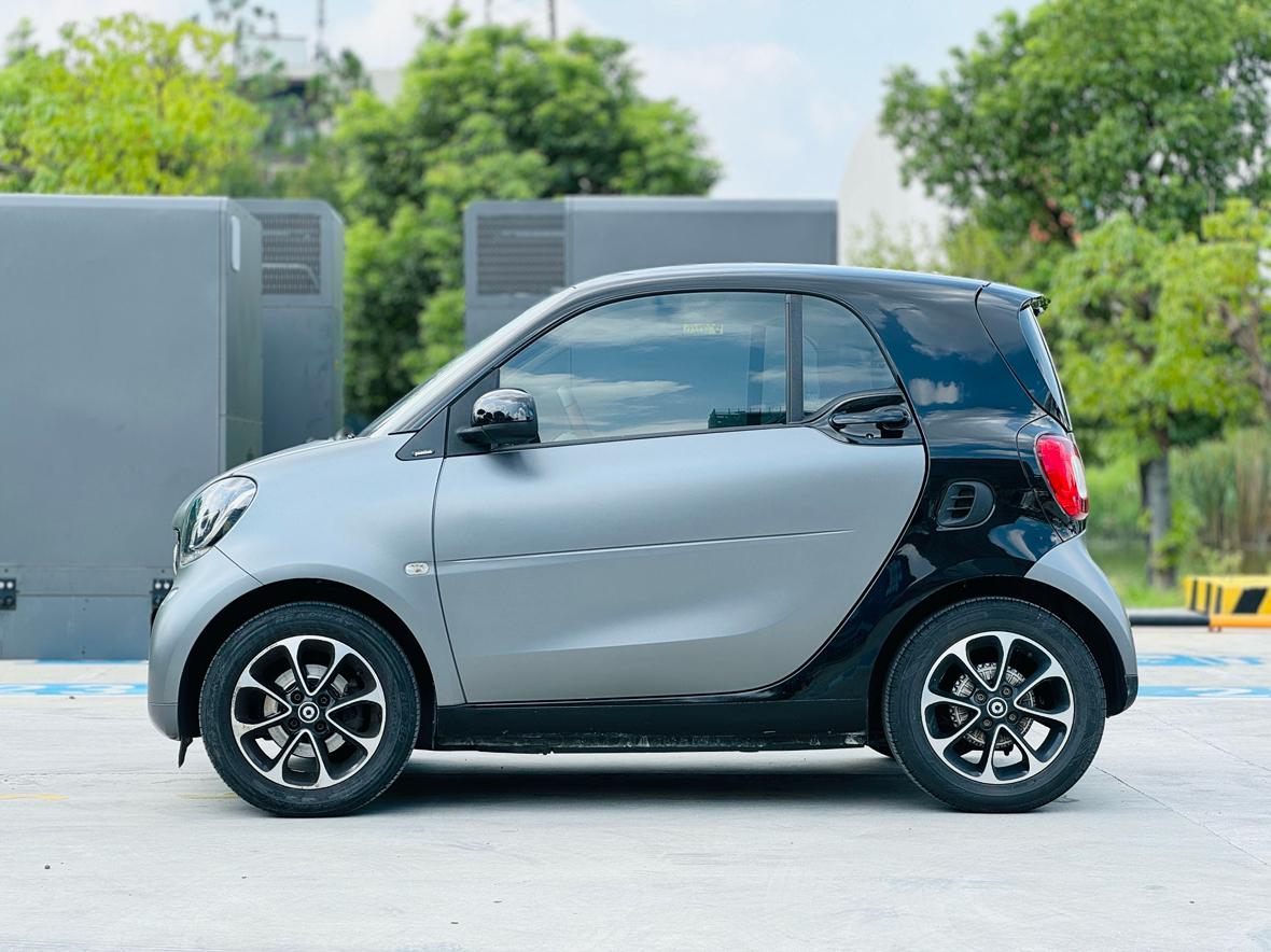 Smart Fortwo 2017 thumb 12