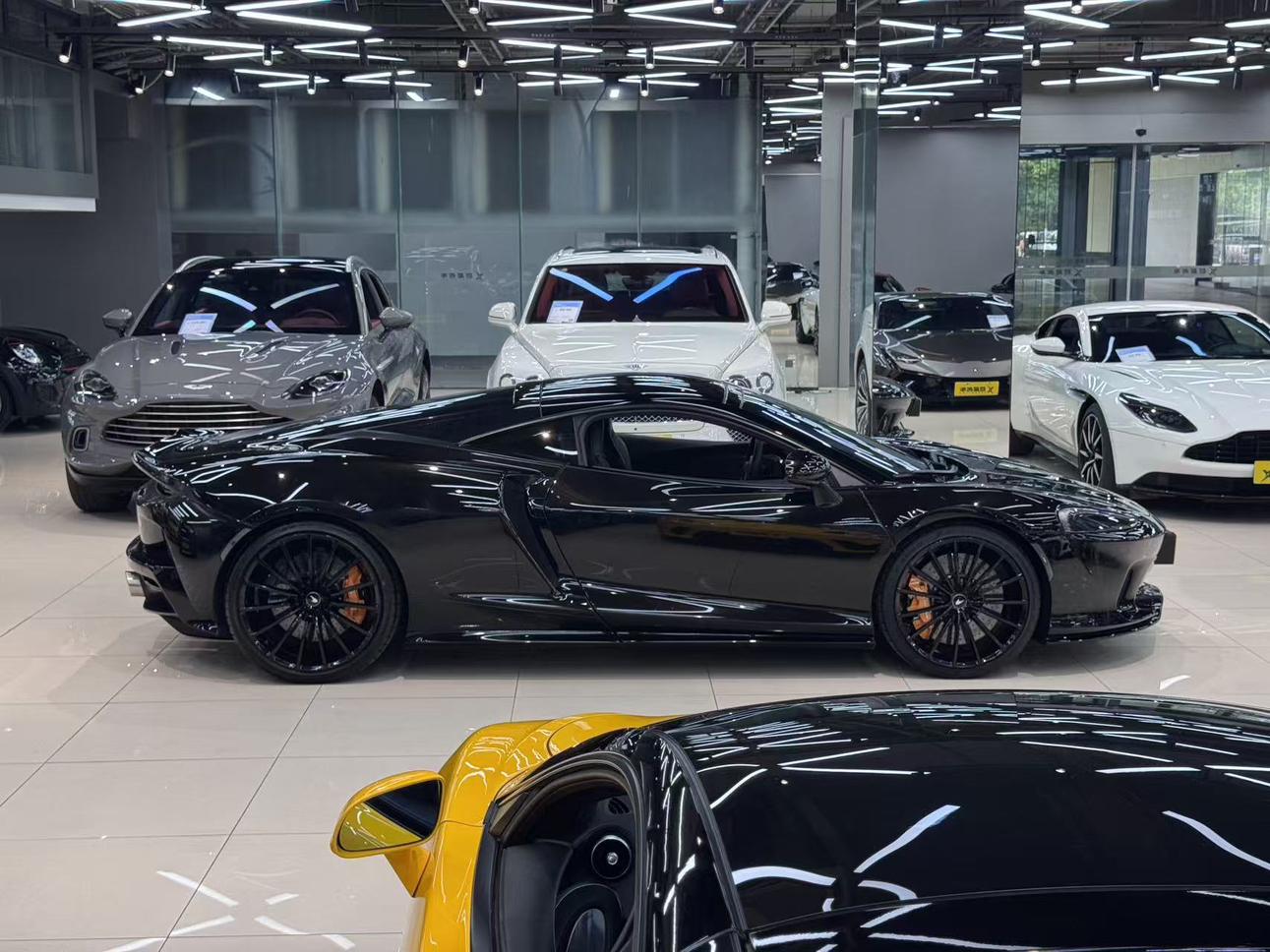 McLaren GT 2023 thumb 11