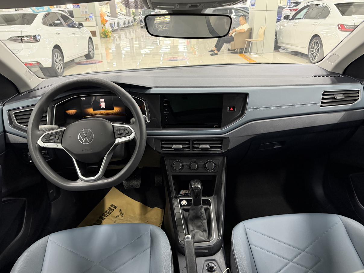 Volkswagen Lavida XR 2023 thumb 5