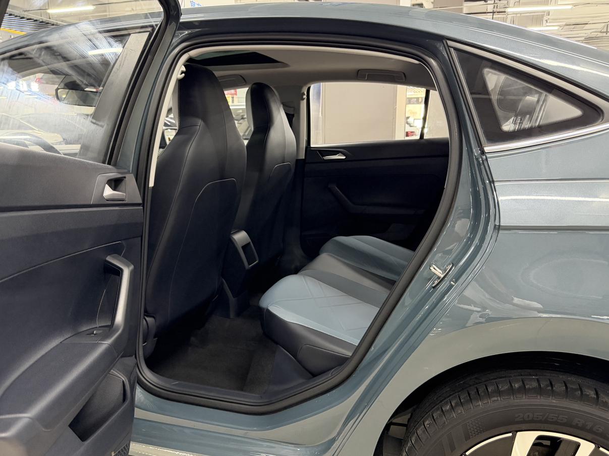 Volkswagen Lavida XR 2023 thumb 9