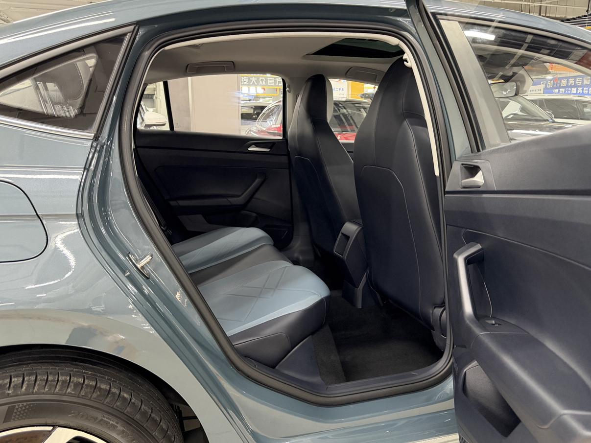 Volkswagen Lavida XR 2023 thumb 11