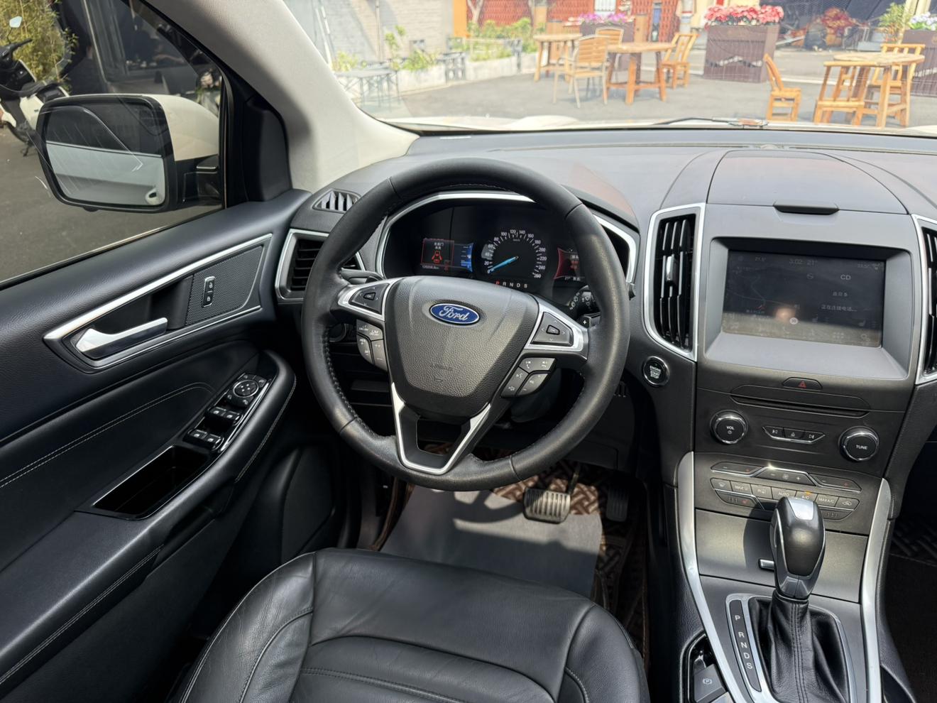 Ford Edge 2016 thumb 6