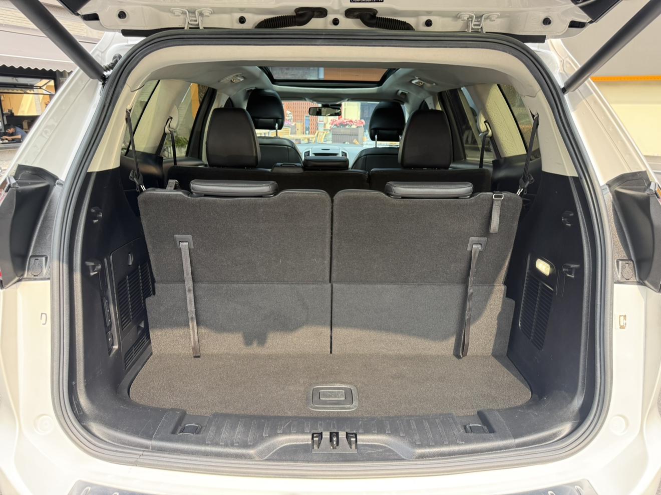 Ford Edge 2016 thumb 11
