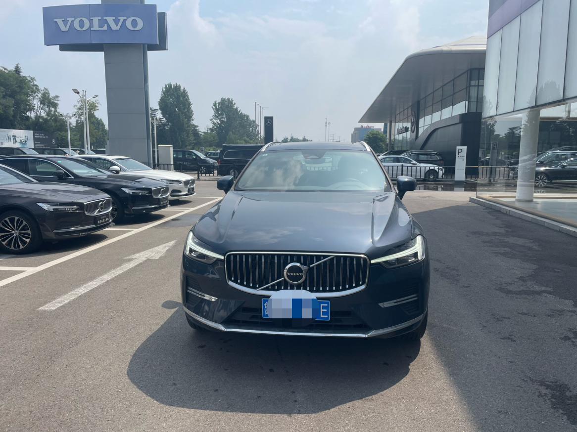 Volvo XC60 2025 thumb 10