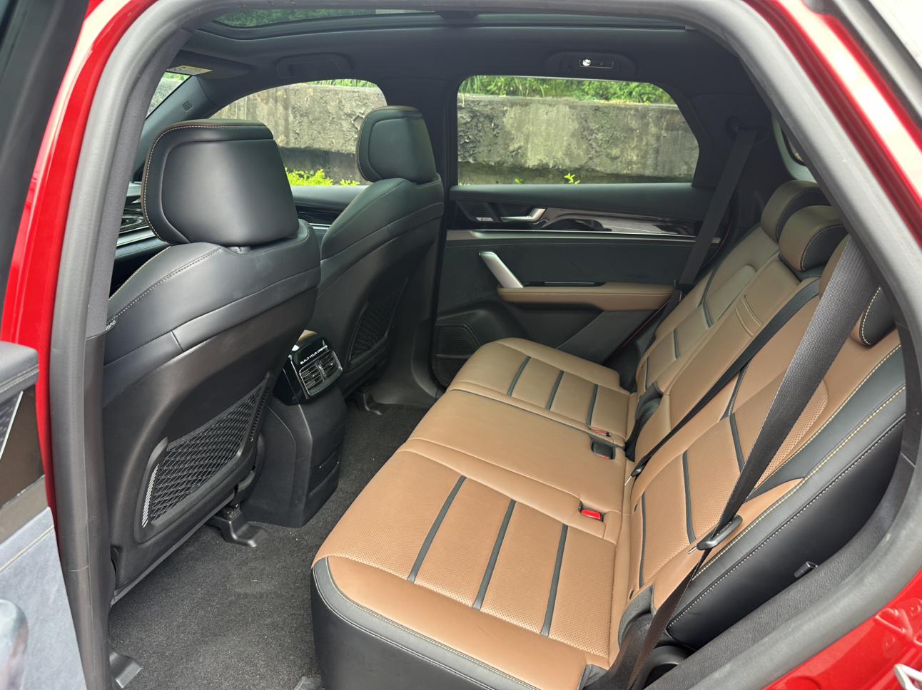 BYD Tang 2021 thumb 12