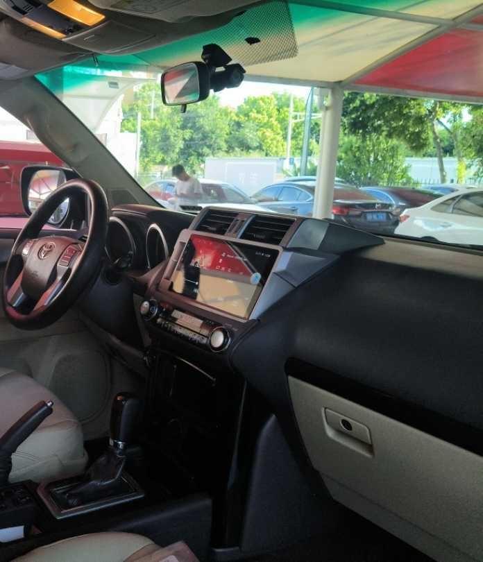 Toyota Land Cruiser Prado 2014 thumb 12