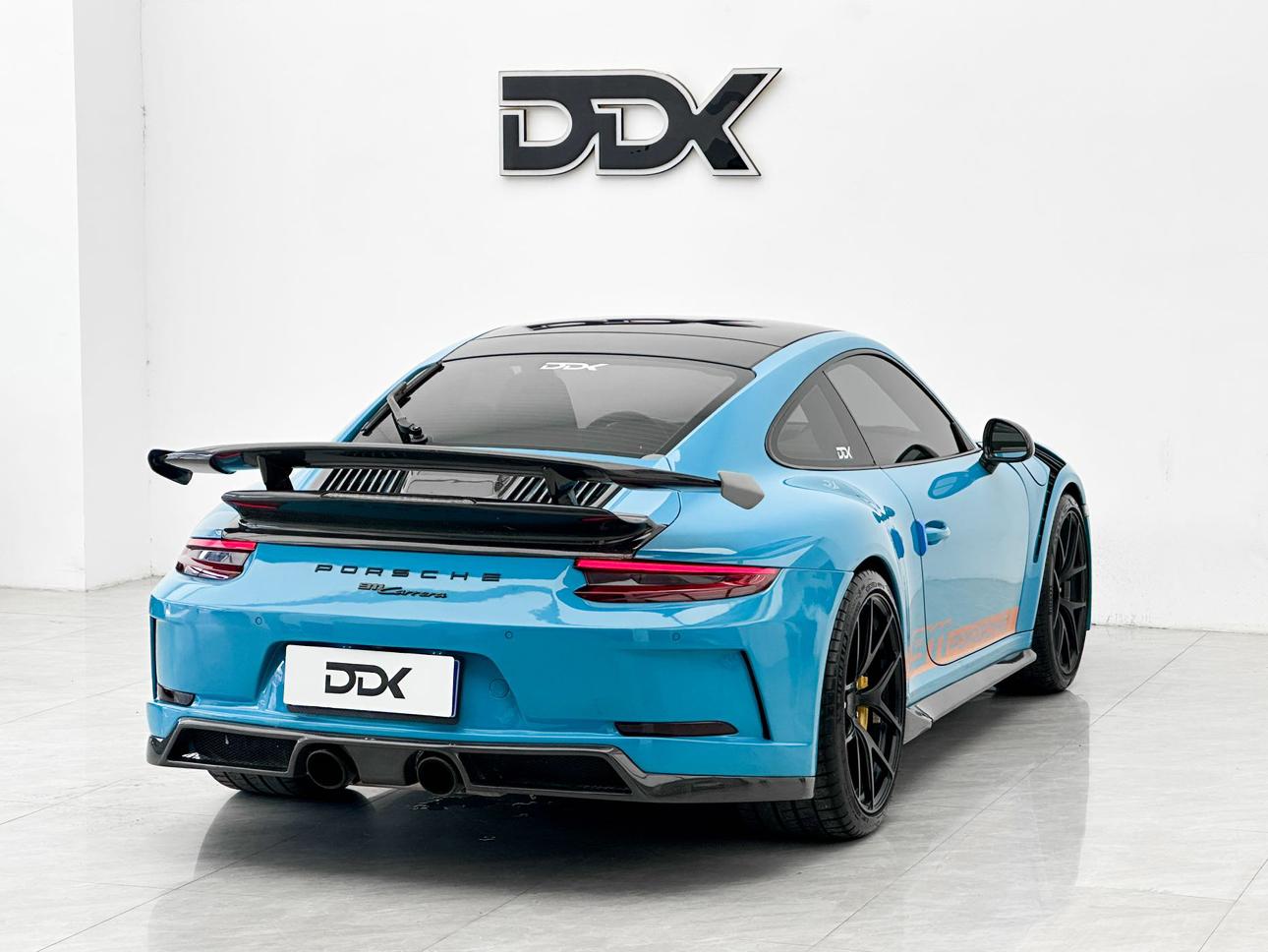 Porsche 911 2016 thumb 4