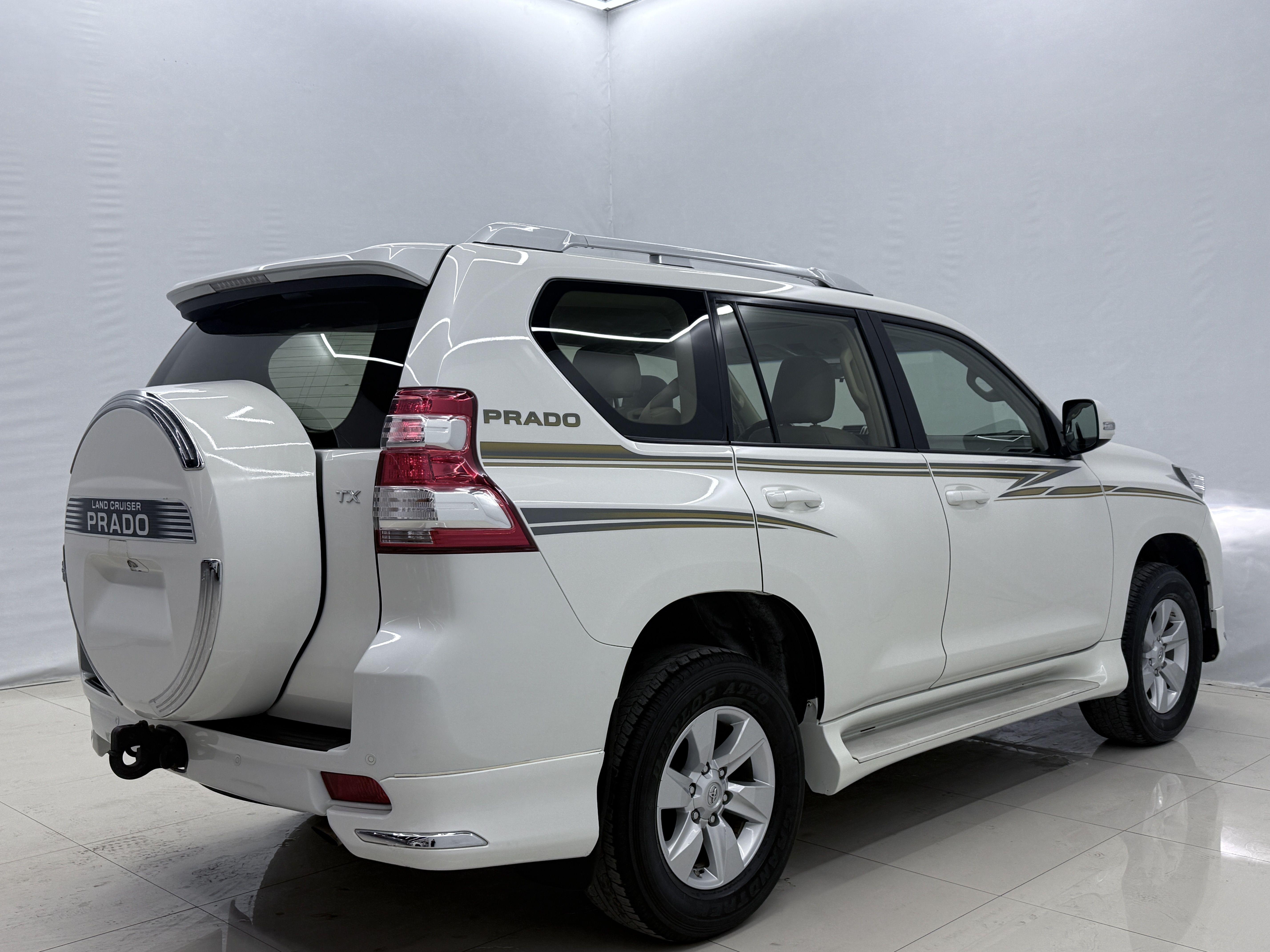 Toyota Land Cruiser Prado 2017 thumb 4