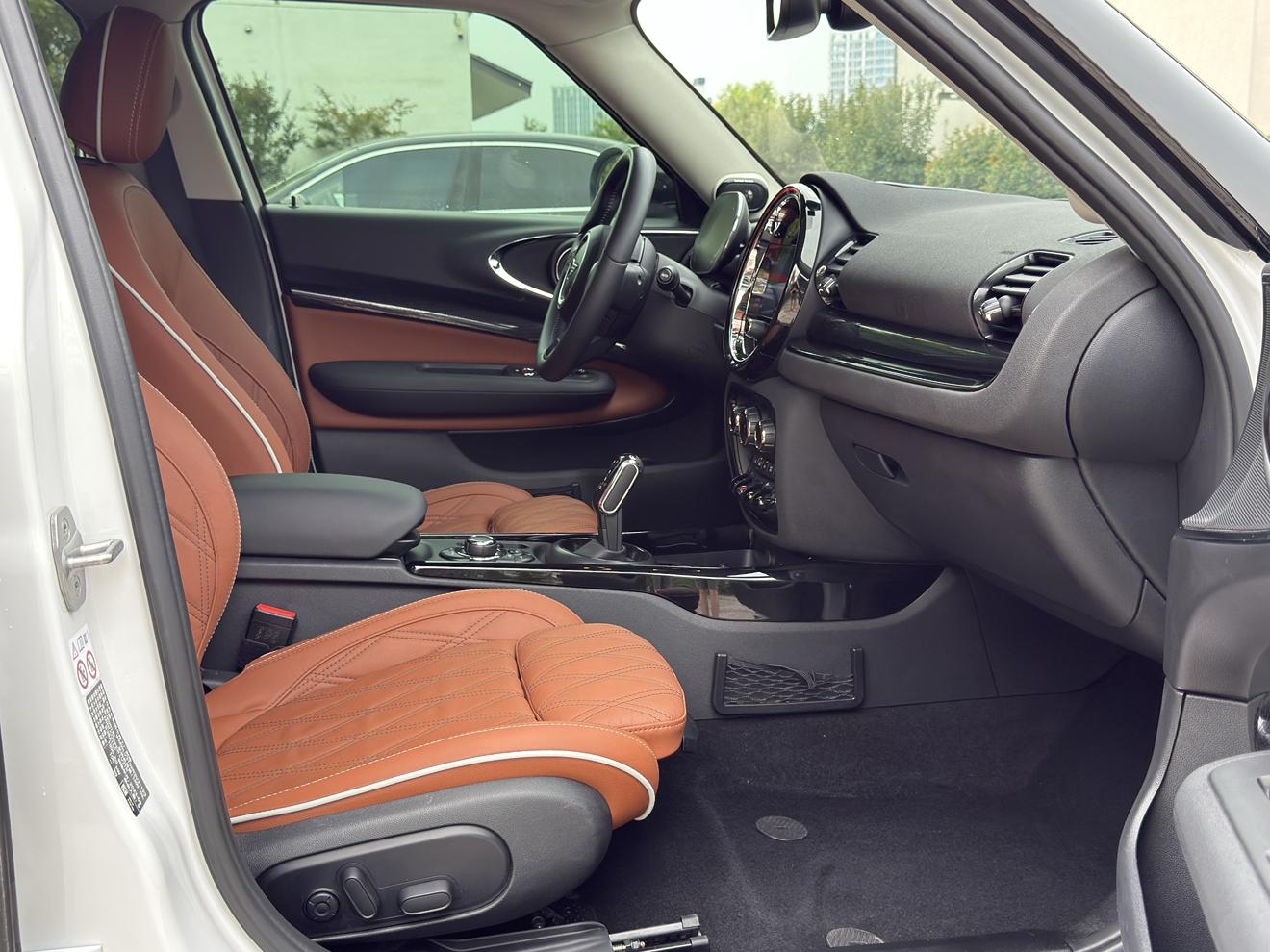 Mini Clubman 2023 thumb 11