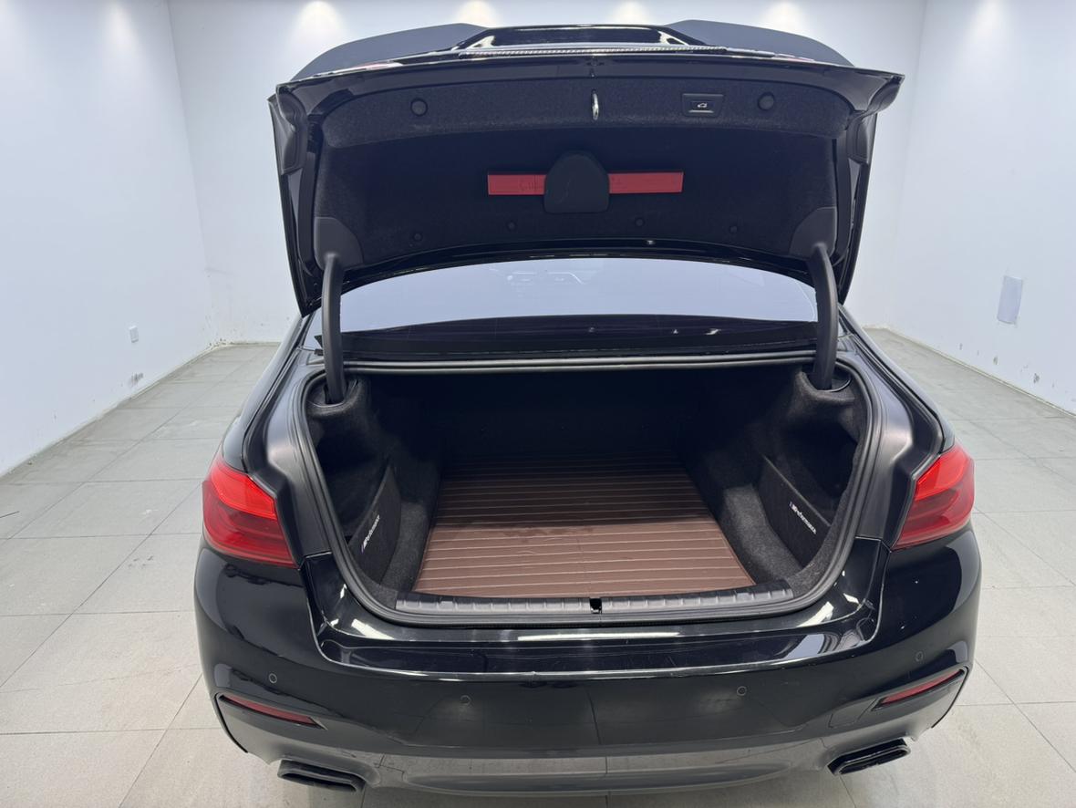 BMW 5 серии 2020 thumb 9