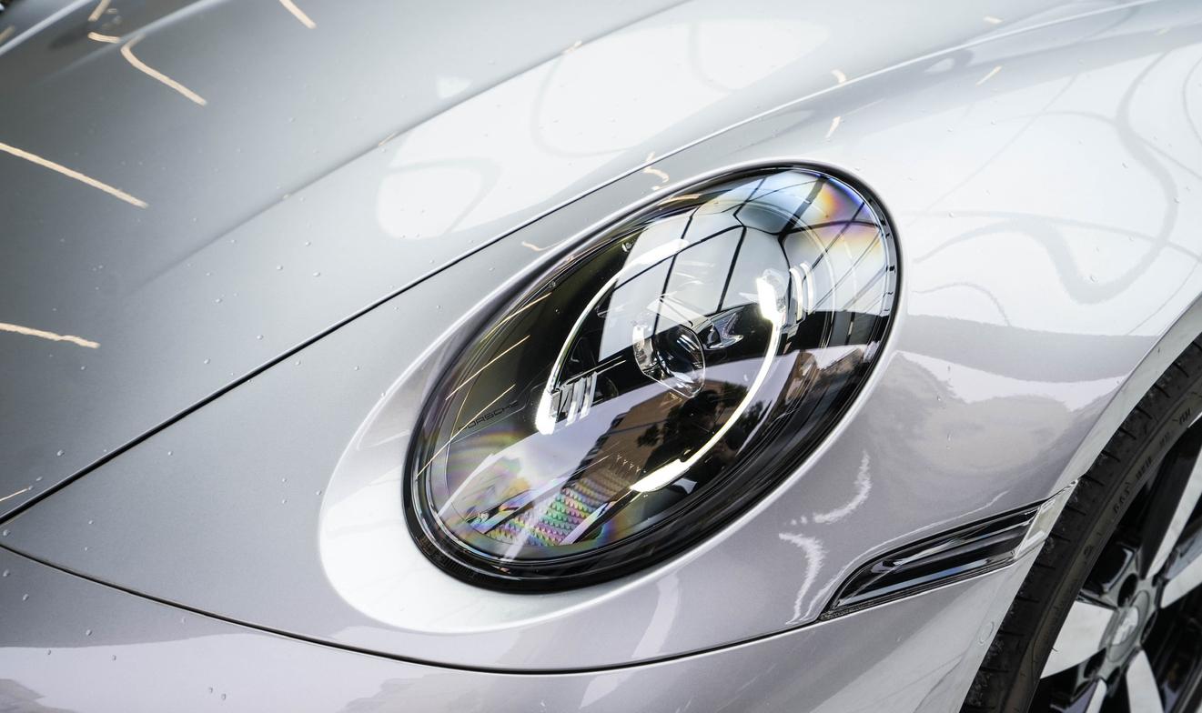 Porsche 911 2025 thumb 4