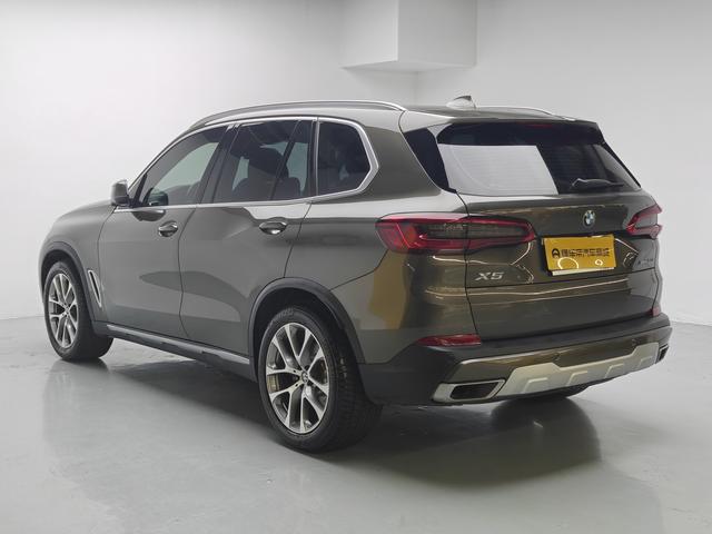 BMW X5 2019 thumb 3