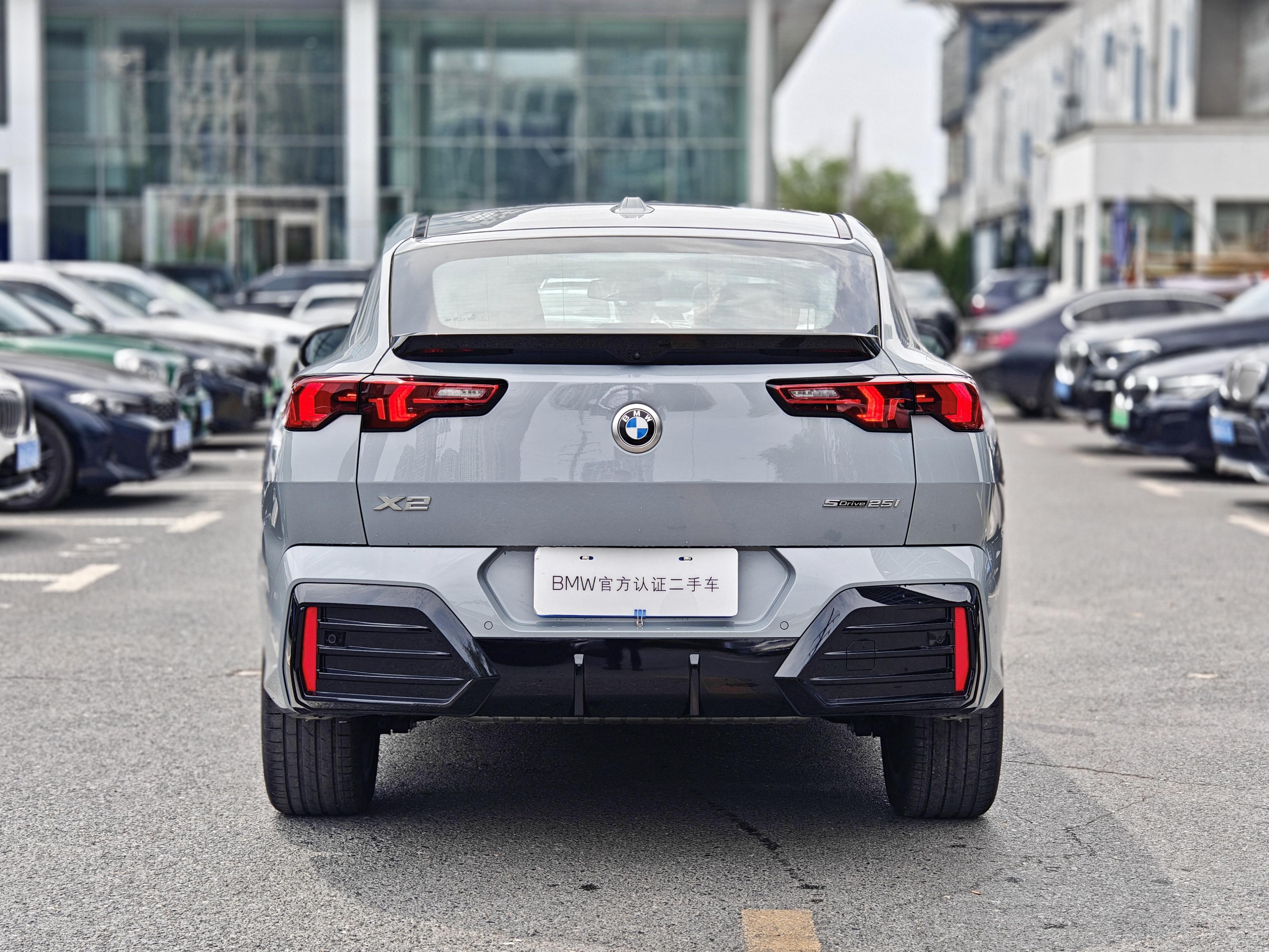 BMW X2 2024 thumb 2