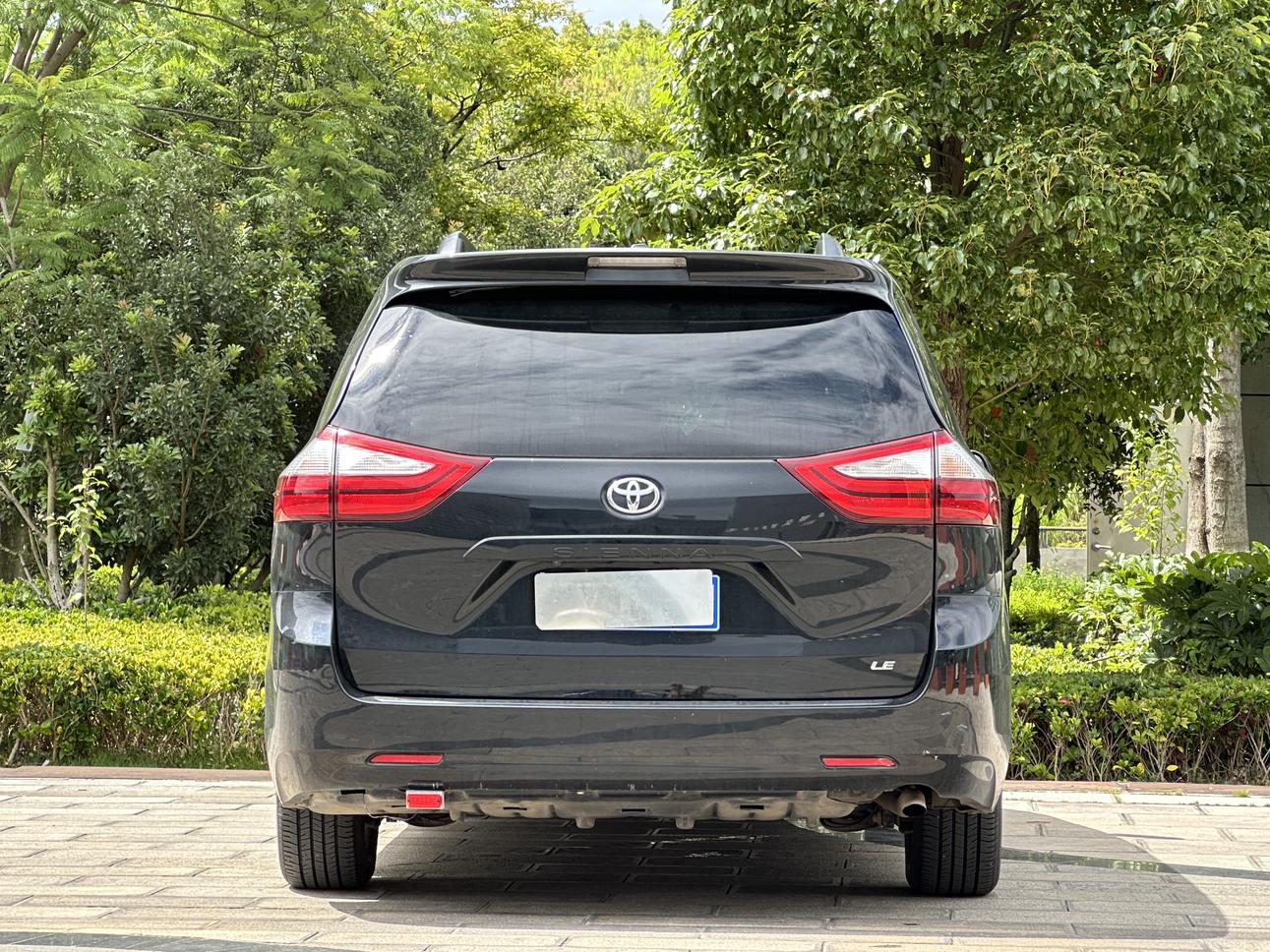 Toyota Sienna 2015 thumb 4