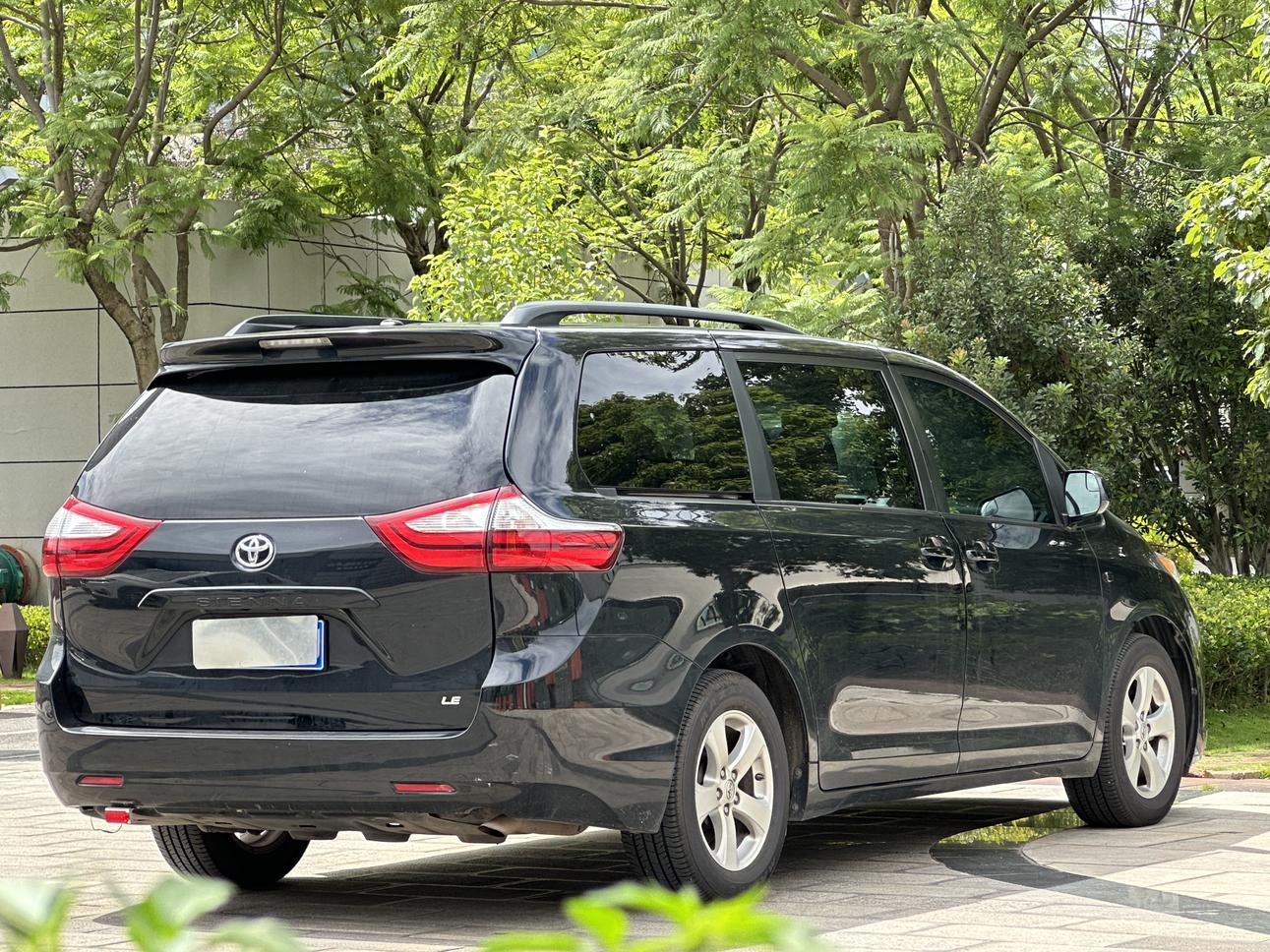 Toyota Sienna 2015 thumb 5