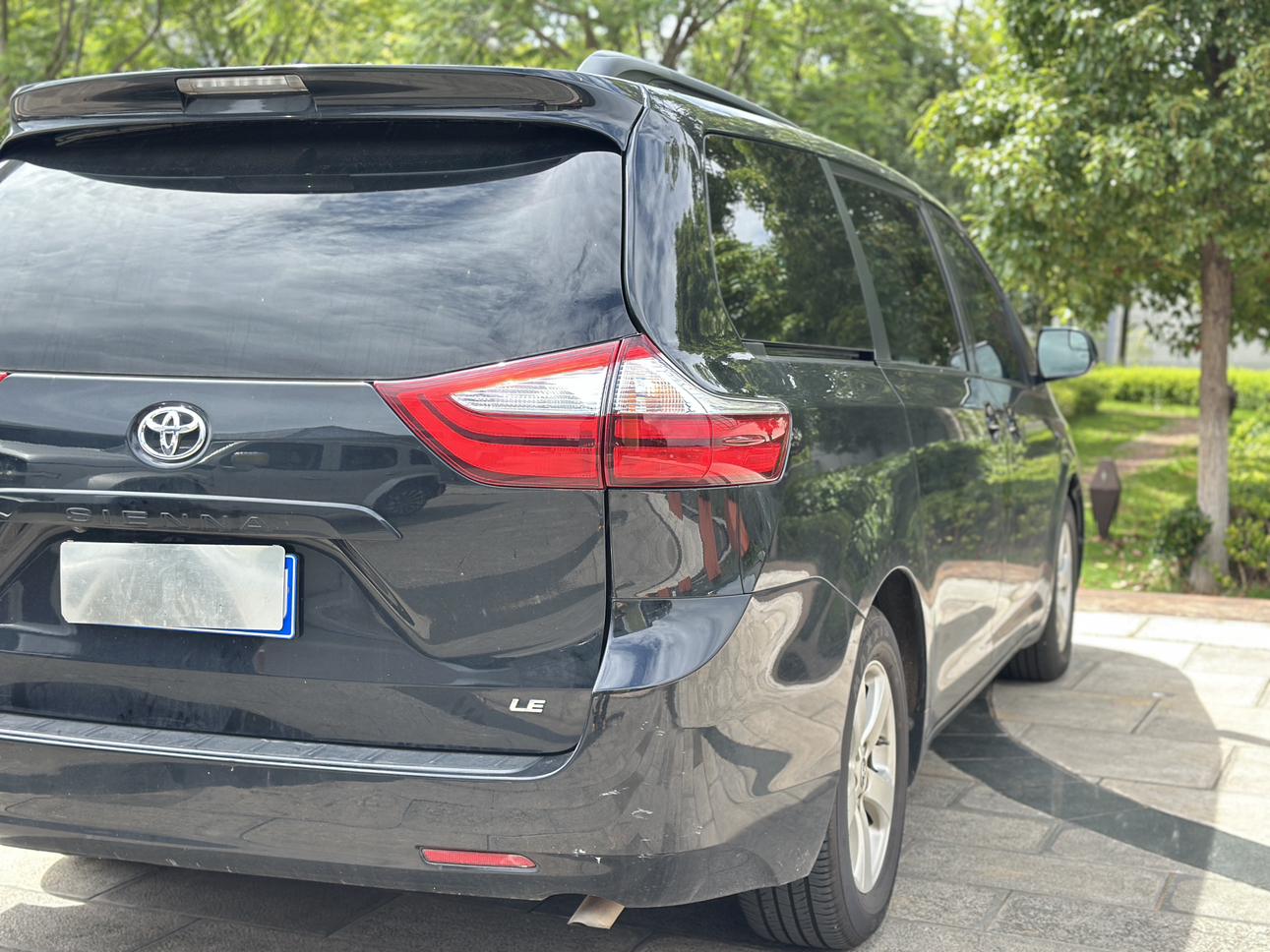 Toyota Sienna 2015 thumb 6