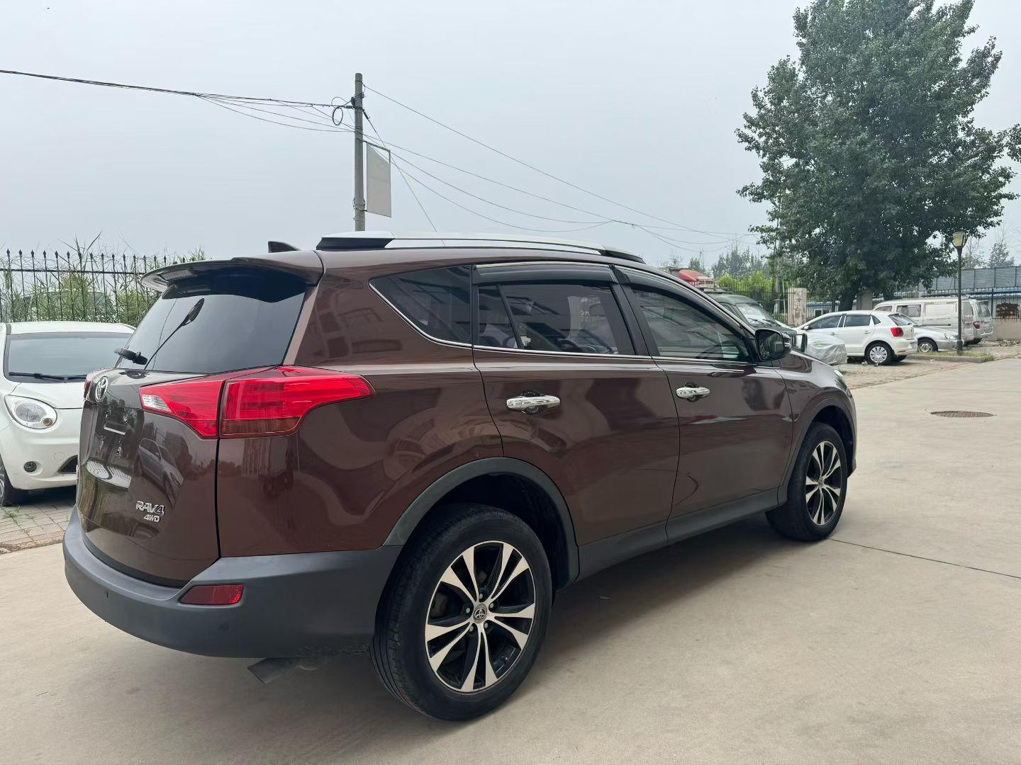 Toyota RAV4 2015 thumb 4