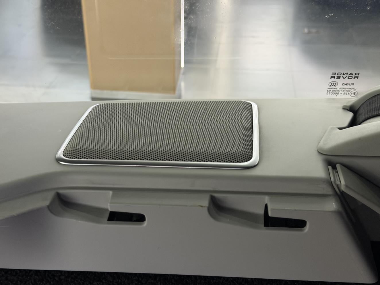 Land Rover Range Rover 2015 thumb 5