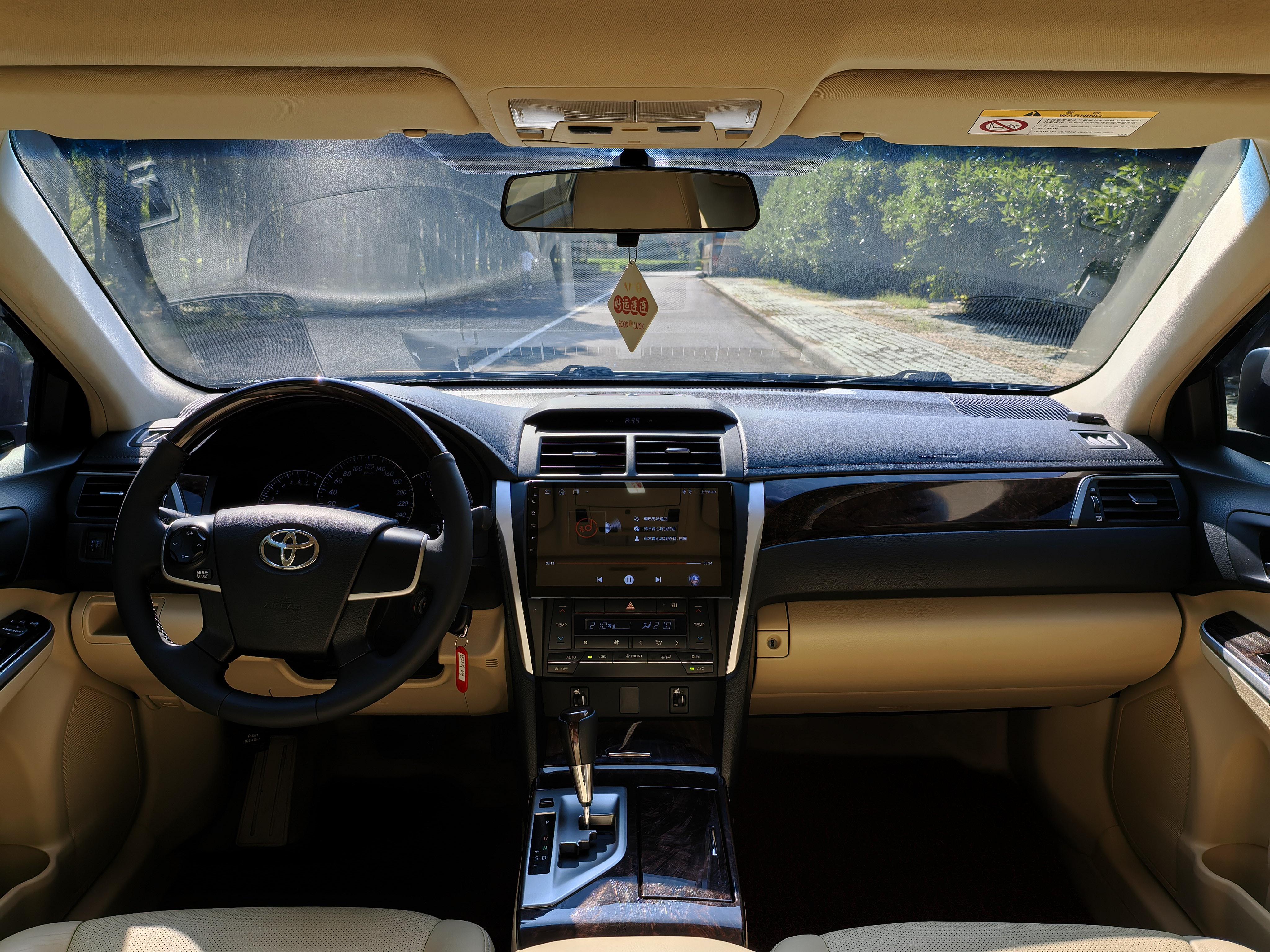Toyota Camry 2015 thumb 9