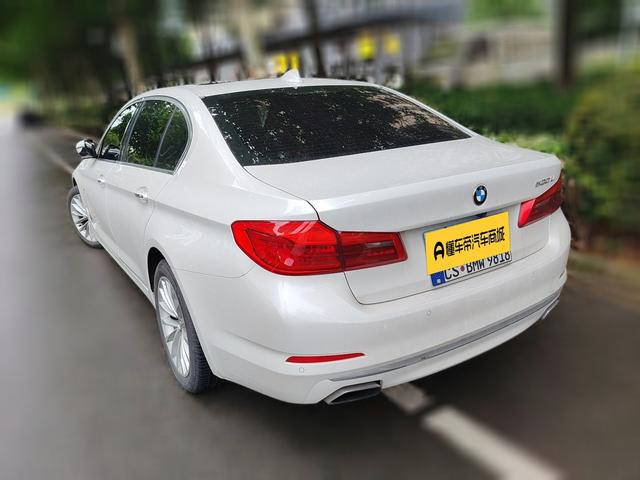 BMW 5 серии 2018 thumb 2