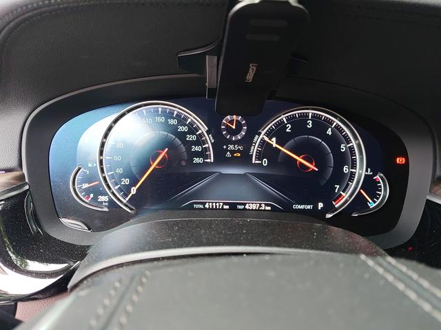 BMW 5 серии 2018 thumb 4