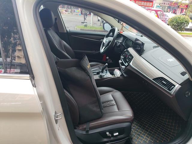 BMW 5 серии 2018 thumb 9