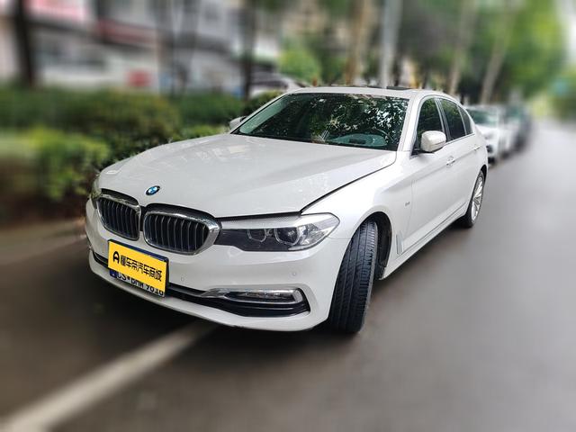 BMW 5 серии 2018 thumb 11