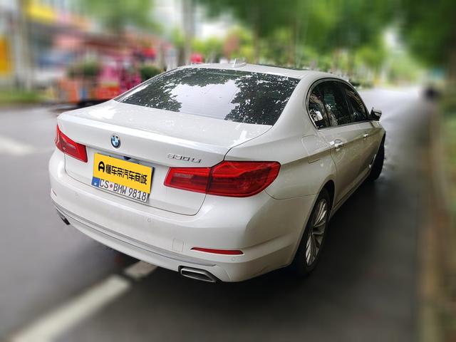 BMW 5 серии 2018 thumb 12