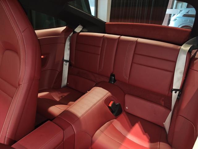 Porsche 911 2020 thumb 10