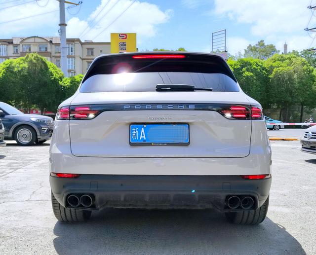 Porsche Cayenne 2019 thumb 3