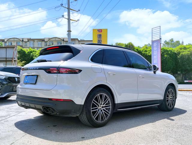 Porsche Cayenne 2019 thumb 4