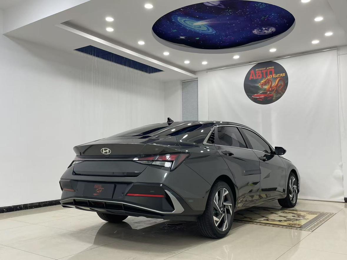 Hyundai Elantra 2023 thumb 4