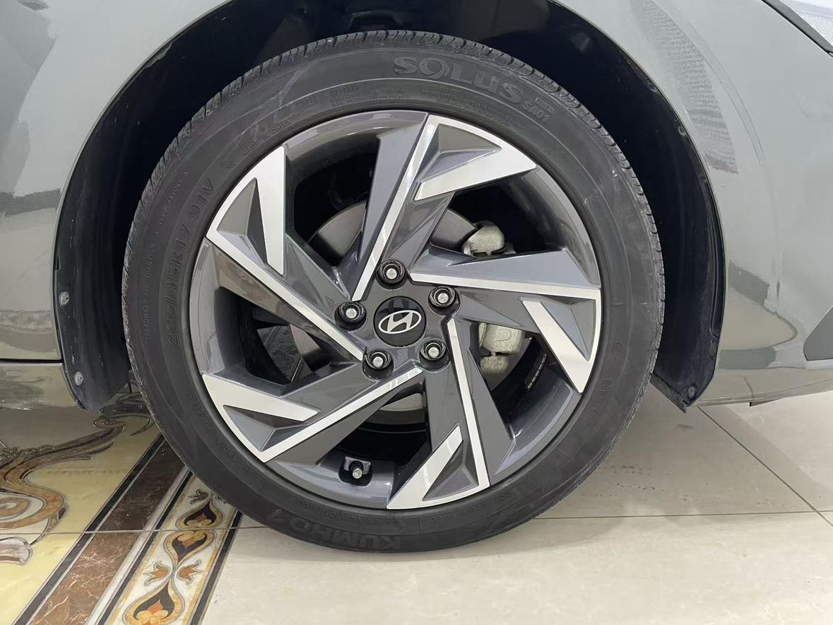 Hyundai Elantra 2023 thumb 6