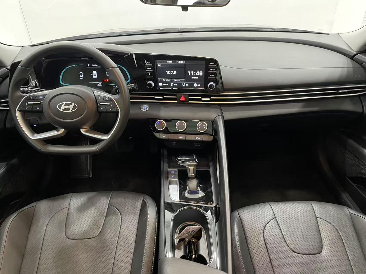 Hyundai Elantra 2023 thumb 7