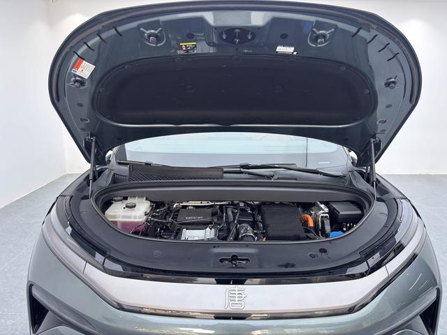 BYD Tang L DM 2025 thumb 8