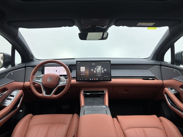 BYD Tang L DM 2025 thumb 12