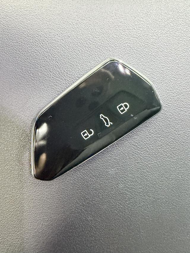Volkswagen ID.4 2024 thumb 9