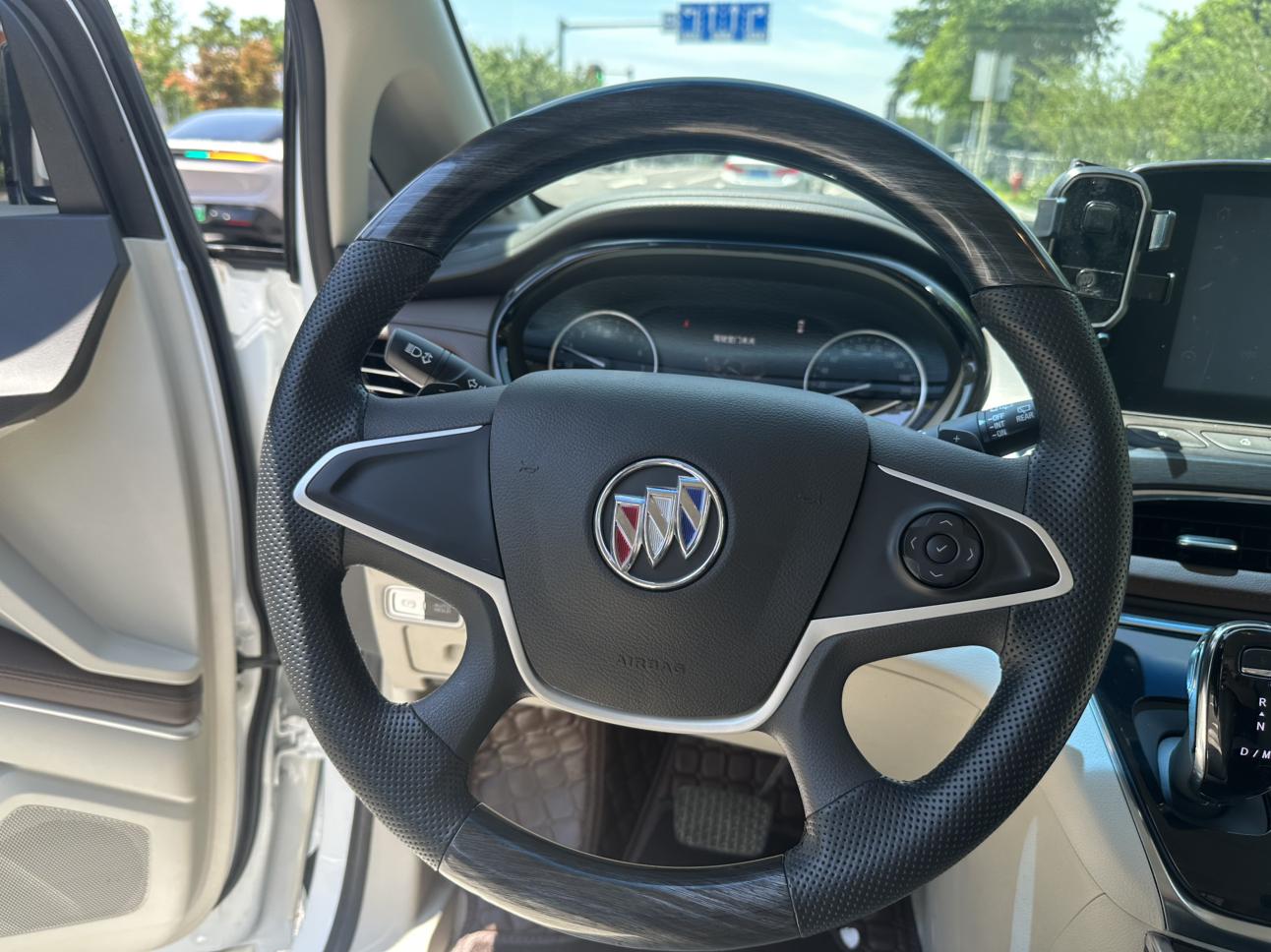 Buick GL8 2023 thumb 10