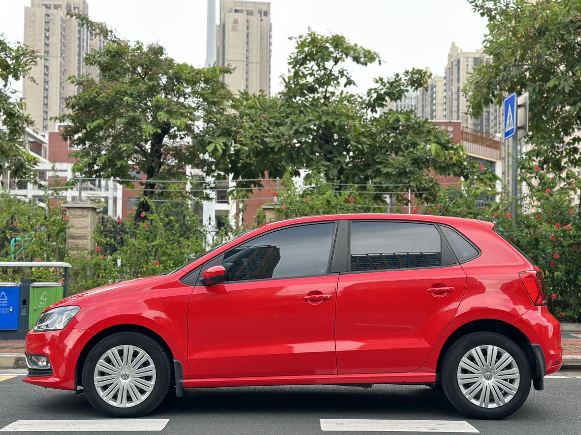Volkswagen Polo 2016 thumb 2