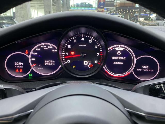 Porsche Panamera 2023 thumb 8