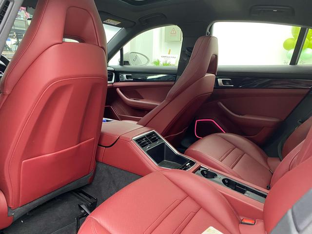 Porsche Panamera 2023 thumb 11